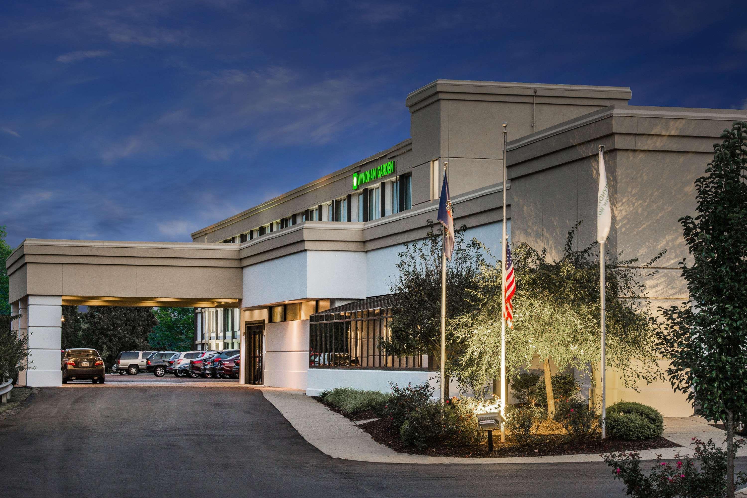Wyndham Garden Inn Pittsburgh Airport Robinson Township Exteriör bild