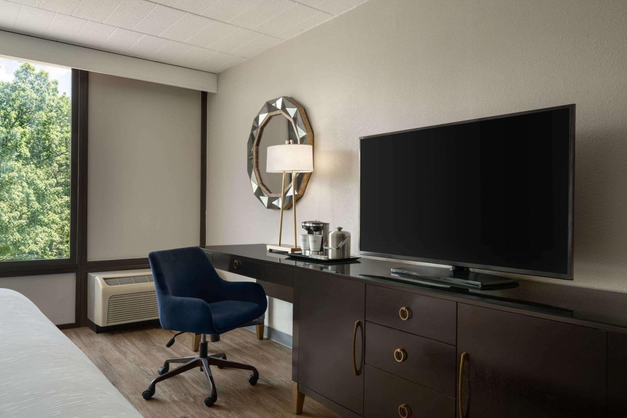 Wyndham Garden Inn Pittsburgh Airport Robinson Township Exteriör bild