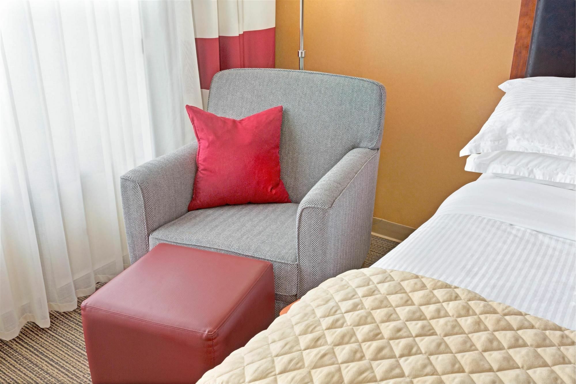 Wyndham Garden Inn Pittsburgh Airport Robinson Township Exteriör bild